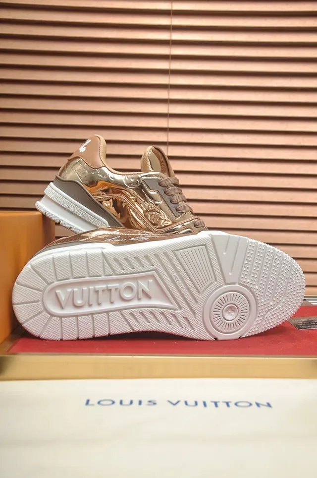 لويس فتون LV Trainer أحذية رياضية أسلوب حياة روز جولد معدني 3