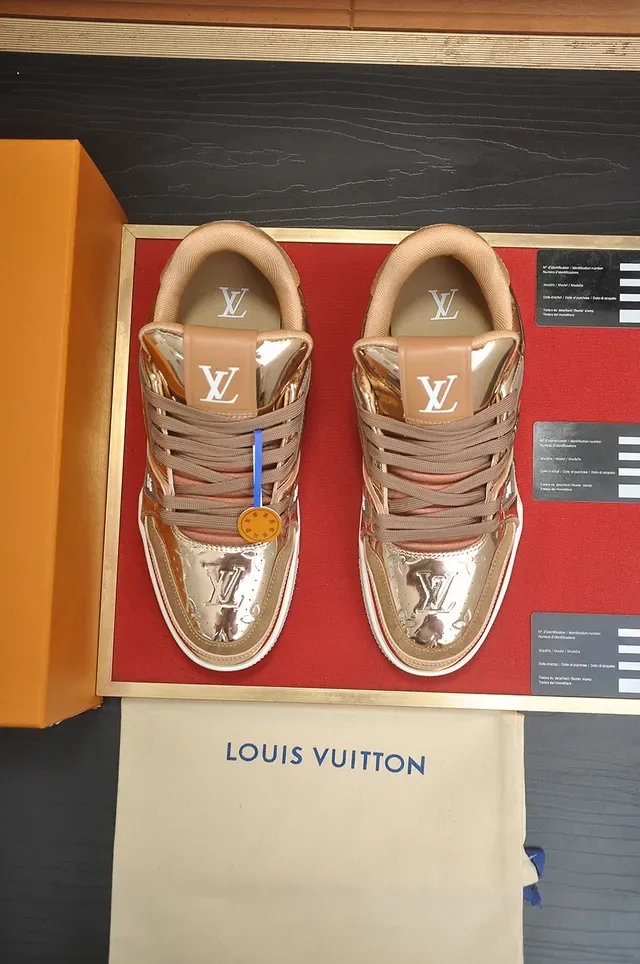 لويس فتون LV Trainer أحذية رياضية أسلوب حياة روز جولد معدني 5