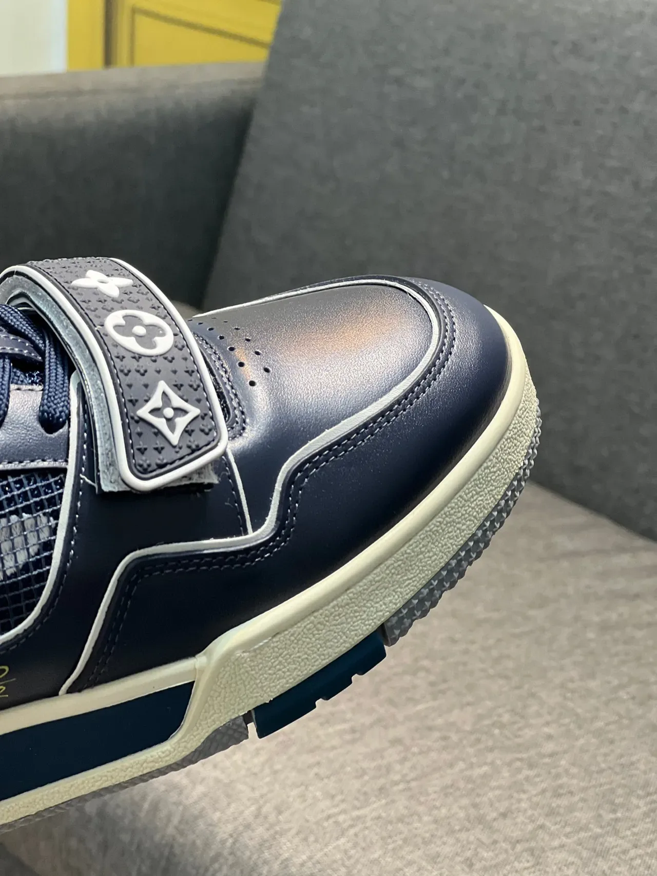 路易威登 LV Trainer 海军白 低帮 印花带 生活运动鞋 4