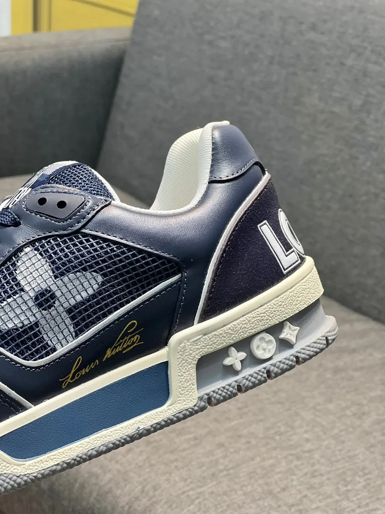 路易威登 LV Trainer 海军白 低帮 印花带 生活运动鞋 7
