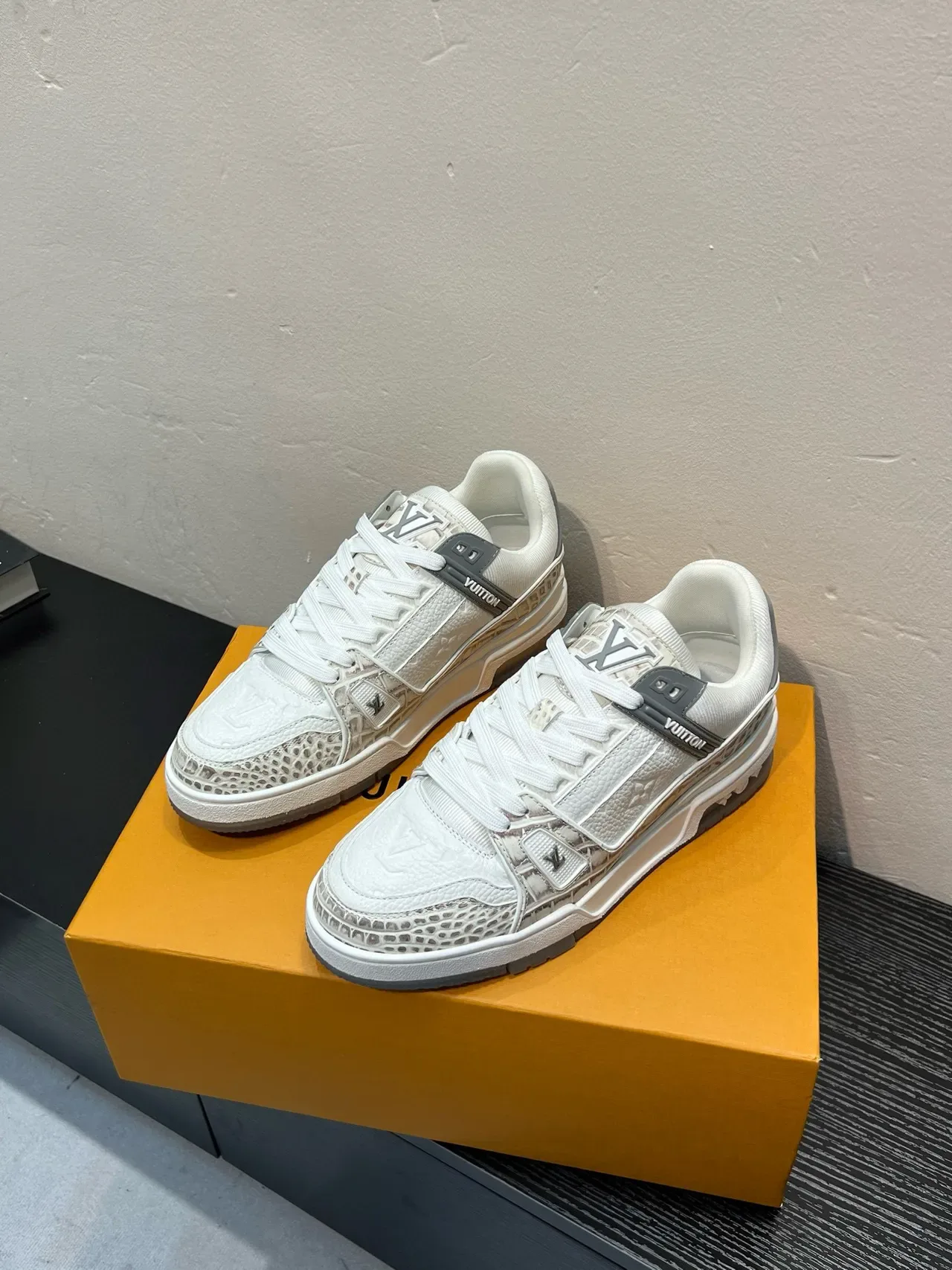 Louis Vuitton LV Trainer White Gray Layered Leather And Croc-Embossed Panels Lifestyle Sneakers 3