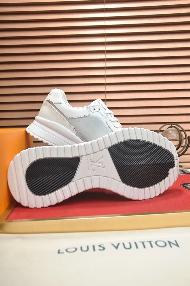 Louis Vuitton LV Trainer White Monogram Leather Sculpted Ridged Sole Lifestyle Sneakers 3
