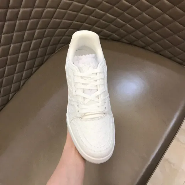 Louis Vuitton LV Trainer Sneakers Blancas de Cuero Monogramme Semelle Épaisse Multicouche Style de Vie 4