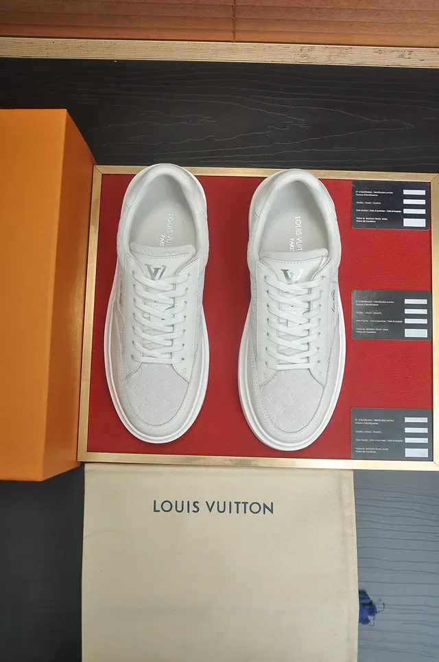 लুইस ভিটন LV Trainer সাদা Monogrammed উপরের প্ল্যাটফর্ম সোল लাইफस्टाइल स्निकार 5