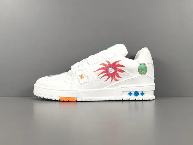 Louis Vuitton LV Trainer Blanc Multicolore Cuir Supérieur Appliqués Graphiques Sneakers Lifestyle 1