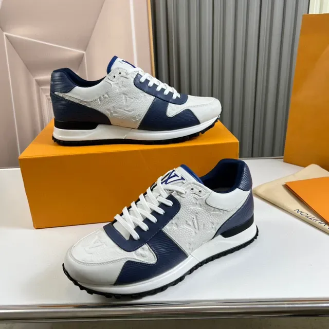Louis Vuitton LV Trainer Sneakers Lifestyle Blanc et Navy Cuir Monogram Panneaux Bloqués de Couleur 7
