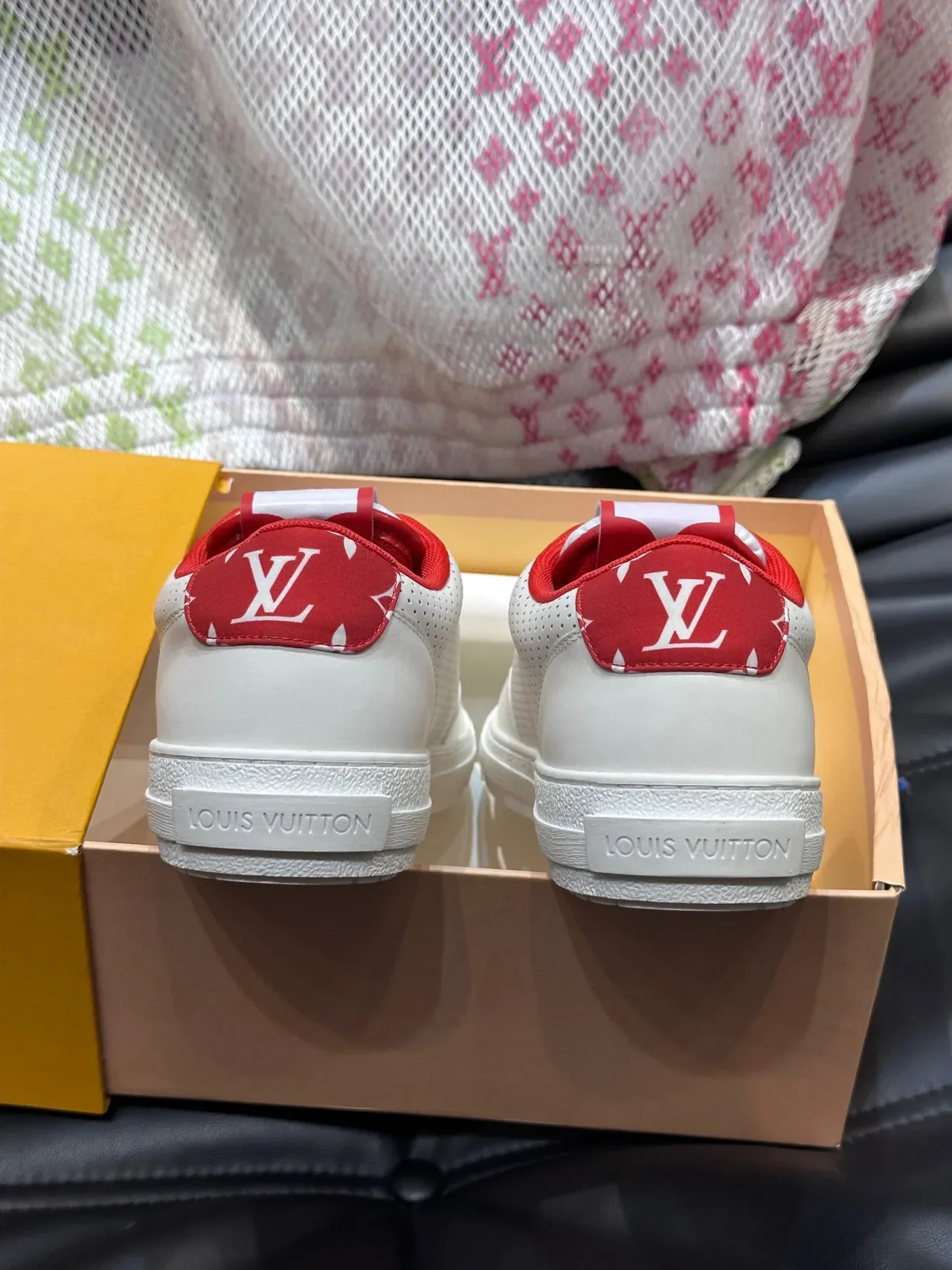 Louis Vuitton LV Trainer সাদা লাল পরফোরেটেড লেদার লো-টপ লাইফস্টাইল স্নিকার 6