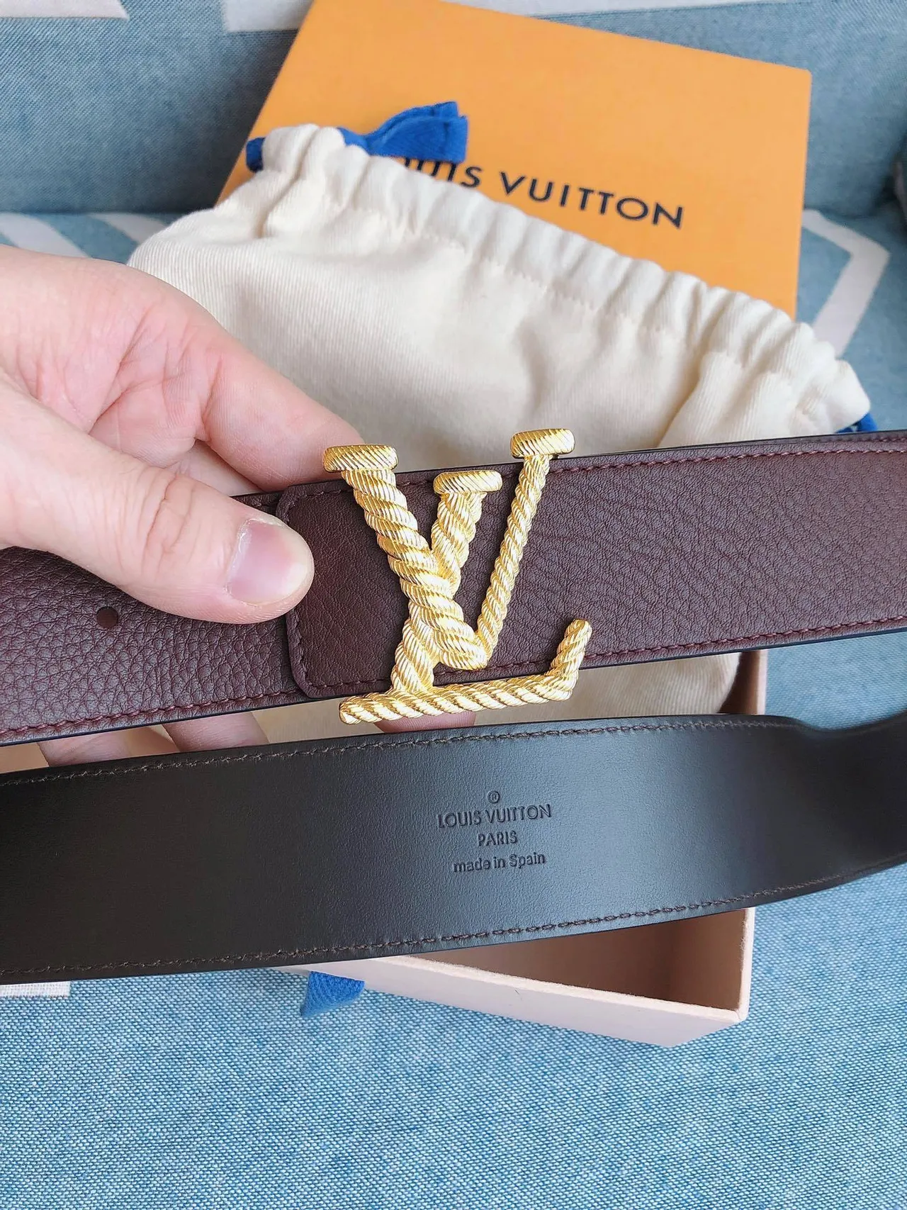 Louis Vuitton LV Twist بني ذهبي حبل ملتوي مونوغرام إبزيم جلد حبيبي حزام 3