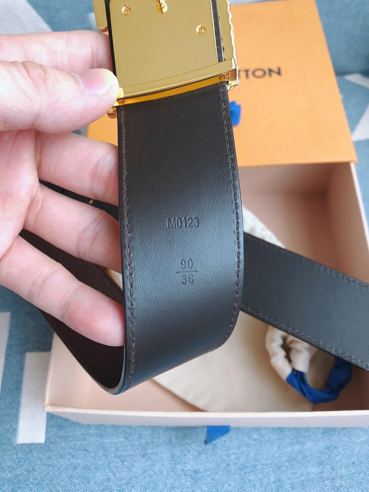 Louis Vuitton LV Twist بني ذهبي حبل ملتوي مونوغرام إبزيم جلد حبيبي حزام 6
