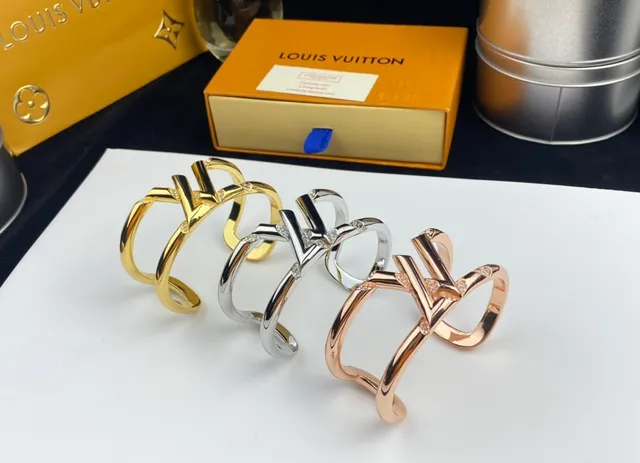 Louis Vuitton LV Volt Pavé Crystal Open Cuff Bracelet 7