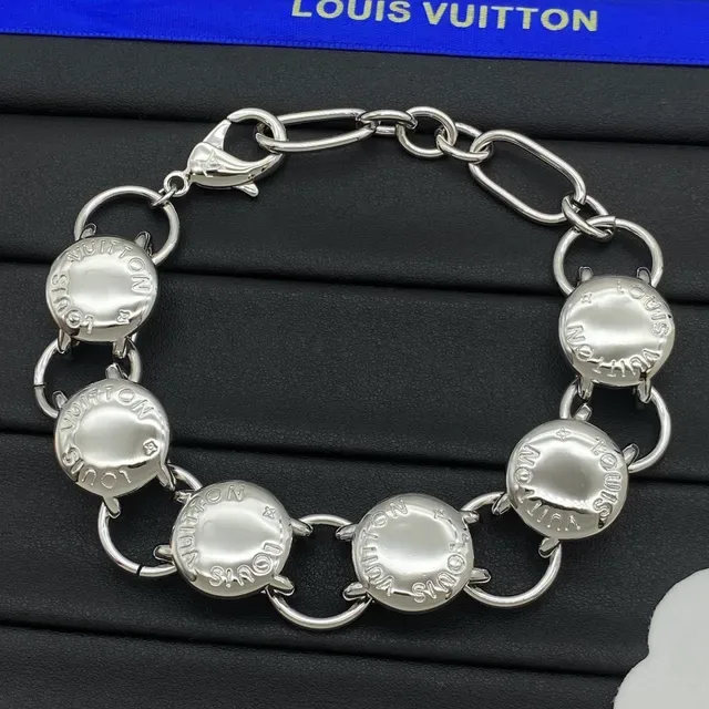 Louis Vuitton Medallion Chain Silver-Tone Bracelet 4