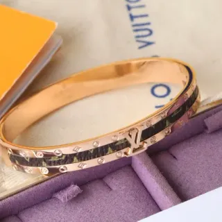 Louis Vuitton Monogram pulseira tom dourado rosa preto verde