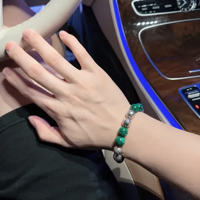 Louis Vuitton Monogram Beads Green and Silver Stretch Bracelet 2