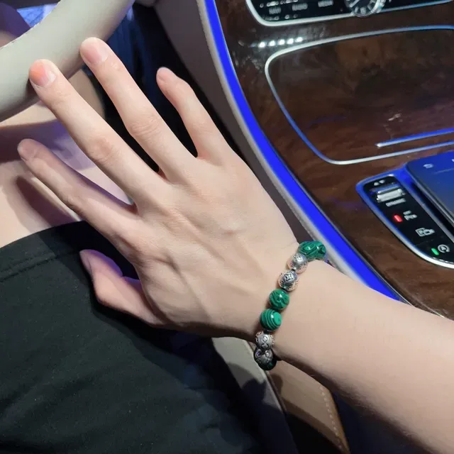 Louis Vuitton Monogram Beads Green and Silver Stretch Bracelet 4