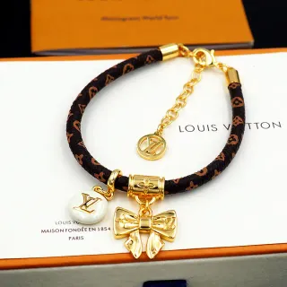 Louis Vuitton Monogram سوار مضفر ذهبي تعليقة