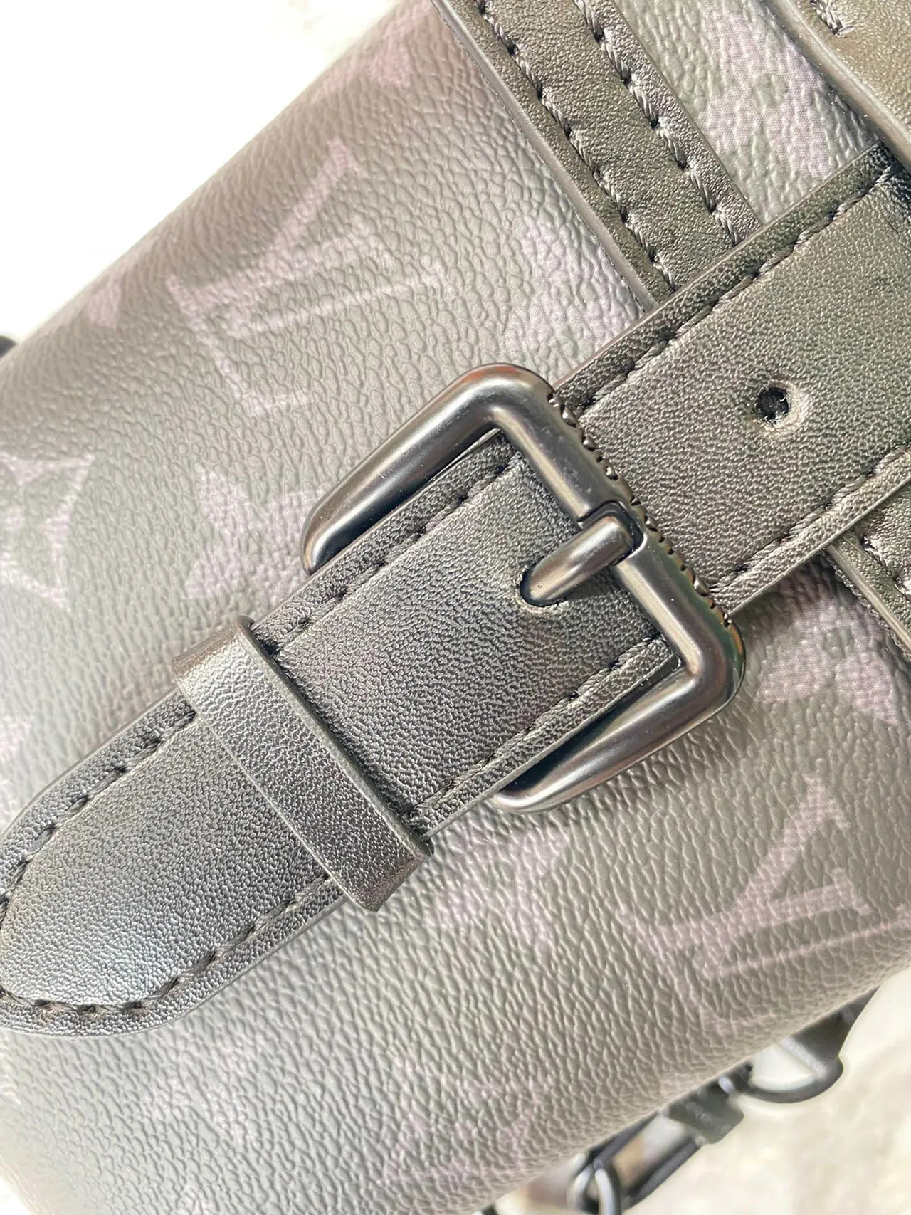 Louis Vuitton Monogram Canvas Black Flap Messenger Bag 5