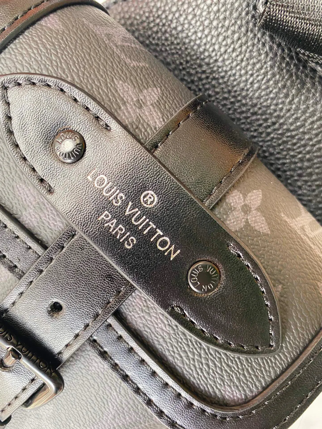 Louis Vuitton Monogram Canvas Black Flap Messenger Bag 6