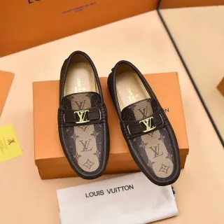 Louis Vuitton Monogram Canvas चमड़ा किनारा सोने का बकल लोफर
