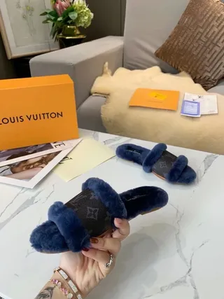 Louis Vuitton Monogram Canvas Navy Shearling Trim Slippers 9