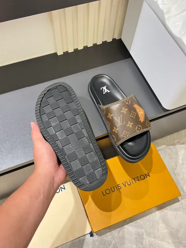 Louis Vuitton Monogram Canvas Single-Strap Slide Slippers 3