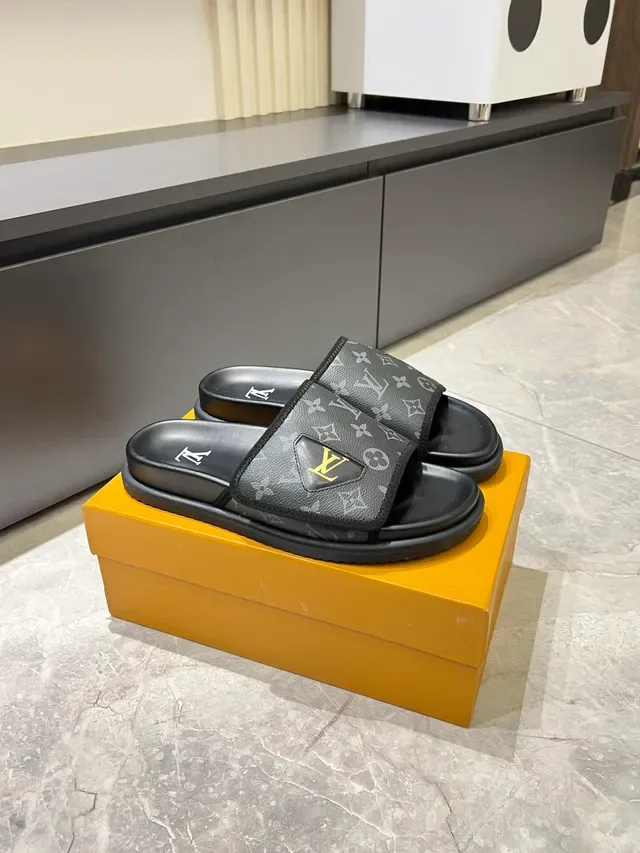 Louis Vuitton Monogram Canvas Single-Strap Slide Slippers 5