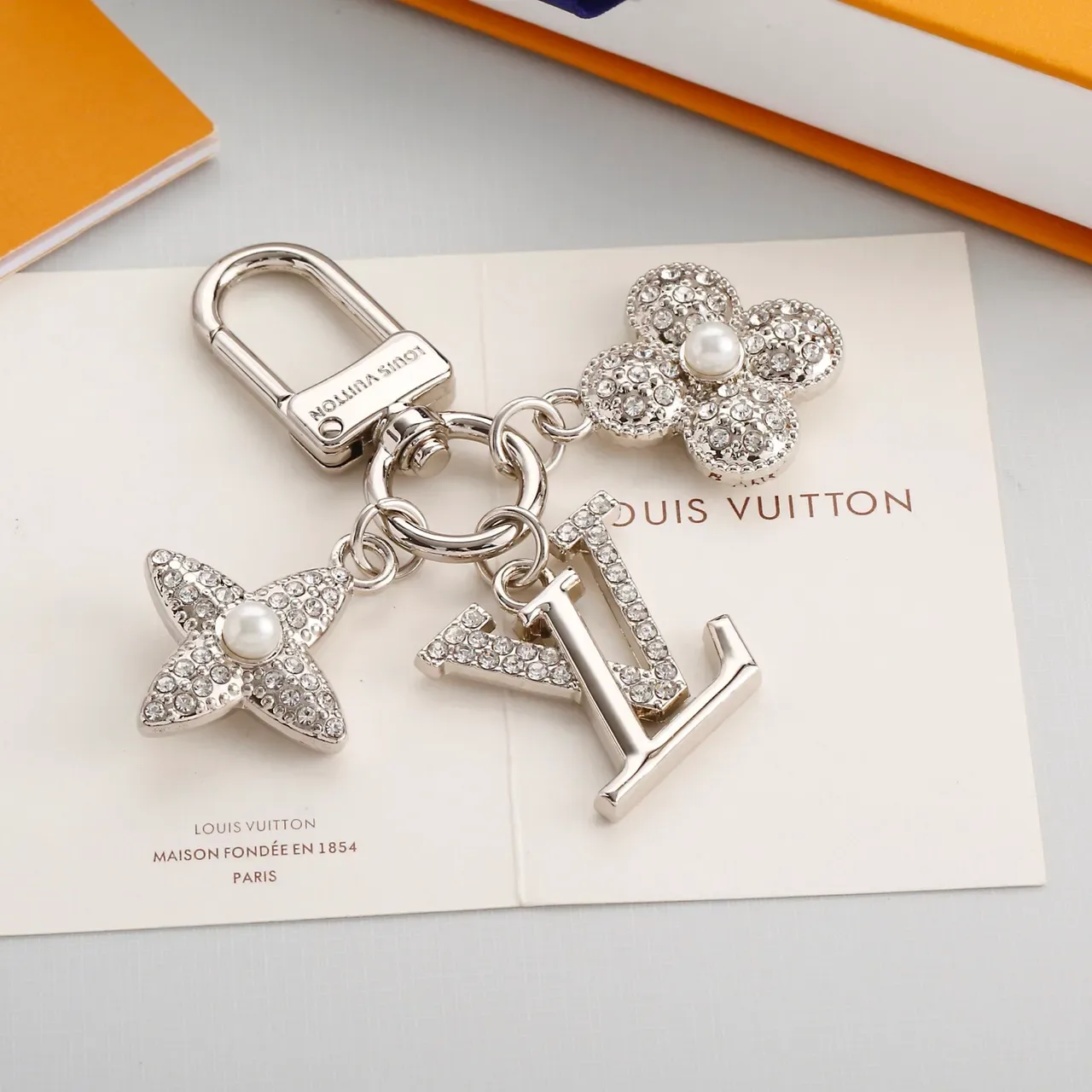 Louis Vuitton Monogram Flower Crystal Pearl Keychain Brooch 8