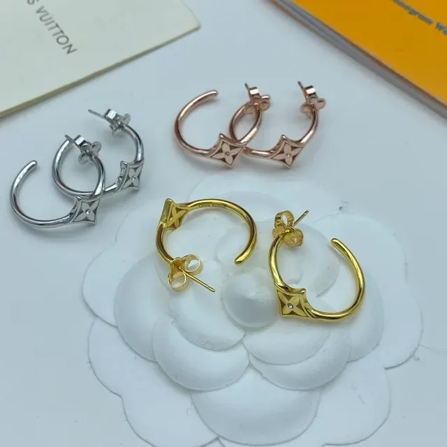 Louis Vuitton Monogram Fleur Or Argent Motif Floral Quatrefoil Boucles d'oreilles en forme de C 3