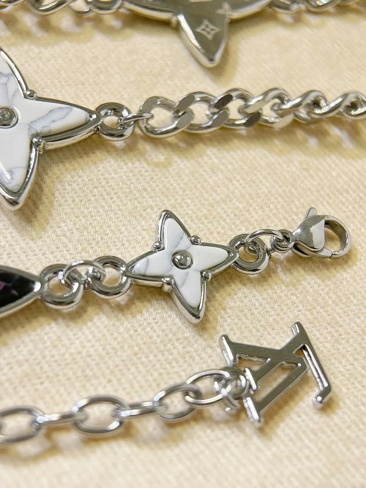 Louis Vuitton Monogram Flower Star Multicolor Enamel Charm Bracelet 5
