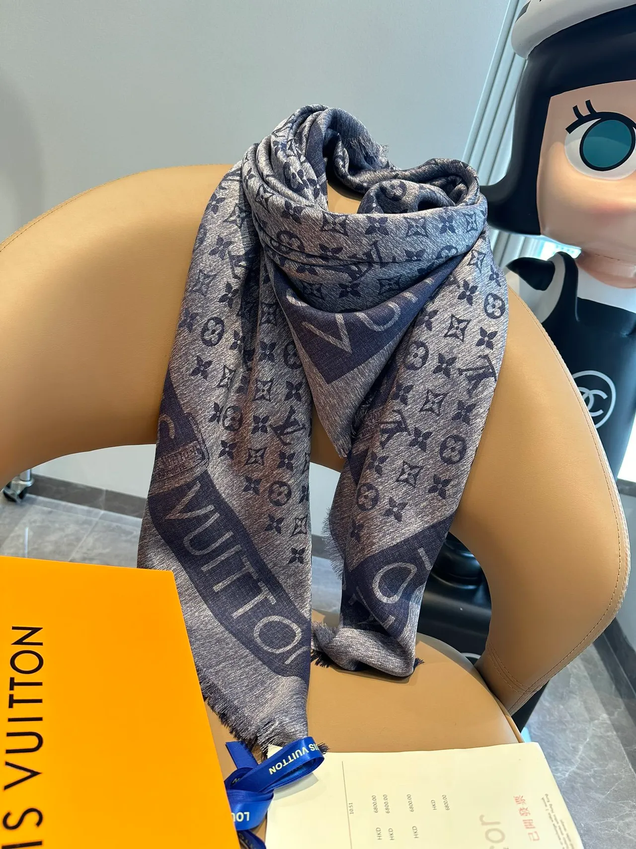 Louis Vuitton Monogram Gray Navy Fringed Shawl 6