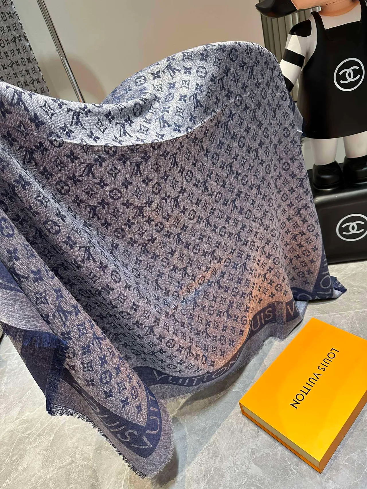 Louis Vuitton Monogram Gray Navy Fringed Shawl 7