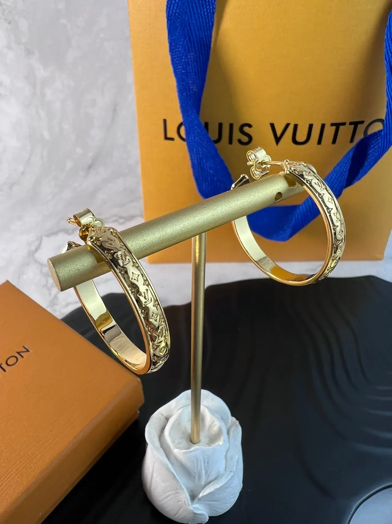 Louis Vuitton Monogram Hoop Gold Polished Earrings 3