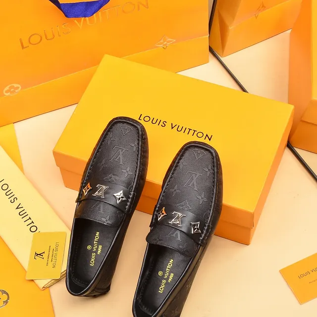 Louis Vuitton Monogram Loafer Noir Slip-On Loafers 3