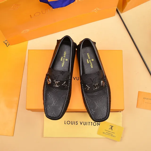 Louis Vuitton Monogram Loafer Noir Slip-On Loafers 9