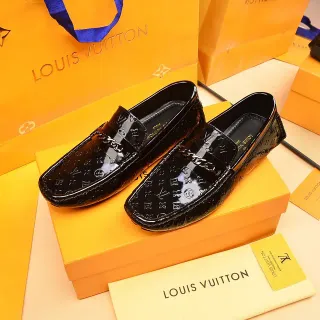Louis Vuitton Monogram Patent Chain Loafer 黑色皮革 乐福鞋