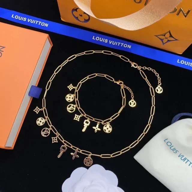 Louis Vuitton Multi-Charm Paperclip Link Necklace 5