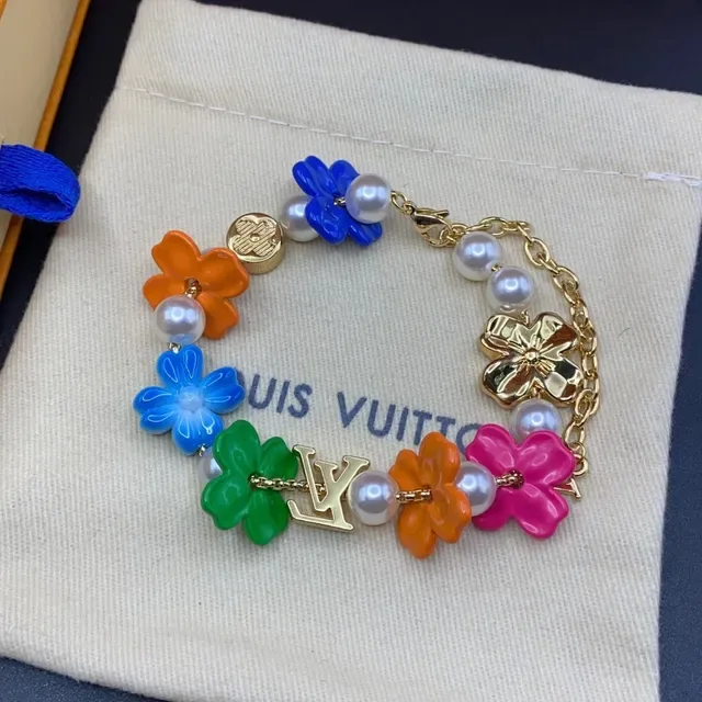 Louis Vuitton Multicolor Gold Floral Enamel Charms Cultured Pearl Accents Bracelet 4