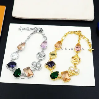 Louis Vuitton pulseira multigema monograma de encantos
