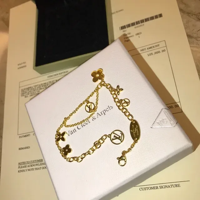 Bracelet Louis Vuitton Onyx Chaîne d'Or Multi-Charm 3