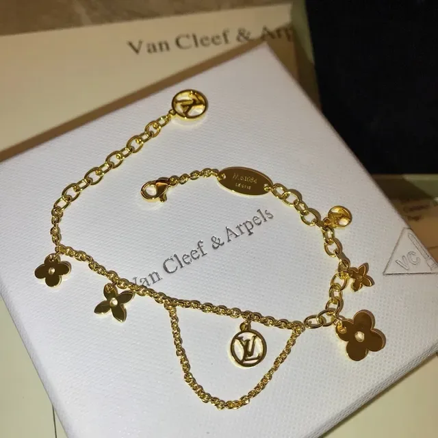 Bracelet Louis Vuitton Onyx Chaîne d'Or Multi-Charm 6