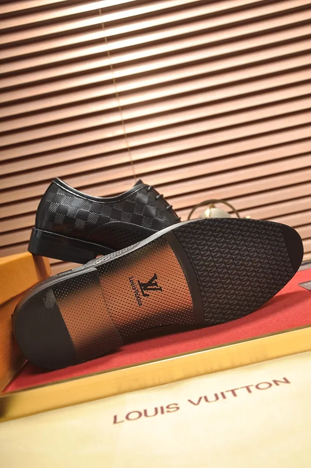 Louis Vuitton أحذية أوكسفورد بإبهام مقطوع مثقوب 3