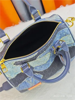Louis Vuitton Petite Malle Bolso Boston rectangular estructurado patchwork denim azul marino 2