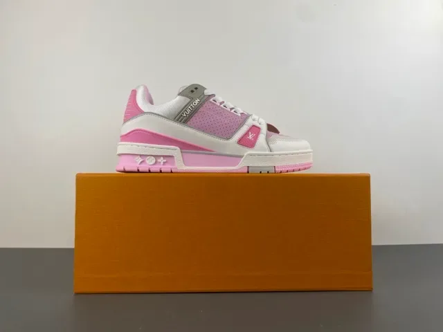 Louis Vuitton وردي أبيض كعب سميك متعدد الطبقات علوى شبكي مثقوب أسلوب حياة رياضي 15