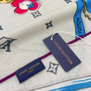 Louis Vuitton प्रिंटेड कार्टून मोटिफ बेज रेशम स्कार्फ