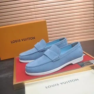 Louis Vuitton Run Away 浅蓝色麂皮乐福鞋