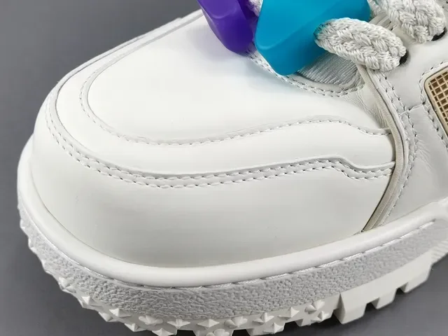 Louis Vuitton Run Away White Chunky Lifestyle Sneakers 9