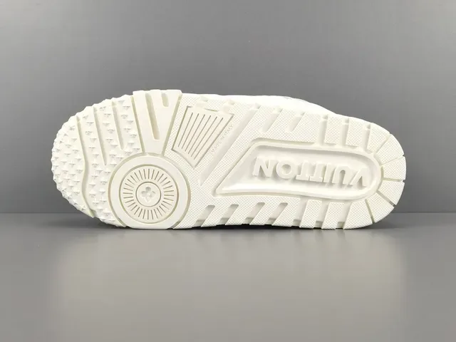 Louis Vuitton Run Away White Chunky Lifestyle Sneakers 13