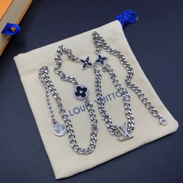 Louis Vuitton Silver Black Curb Chain Multi-Charm Pendant Design Necklace 5