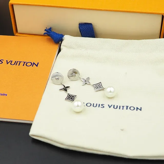 Louis Vuitton Silver White Multi-Component Drop Floral Monogram Motif Earrings 4