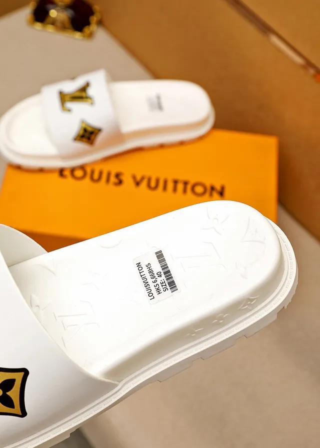 Louis Vuitton Slide Blanc Or Semelle en Caoutchouc Moulé Dessous avec Monogramme Embossé Chaussons 8