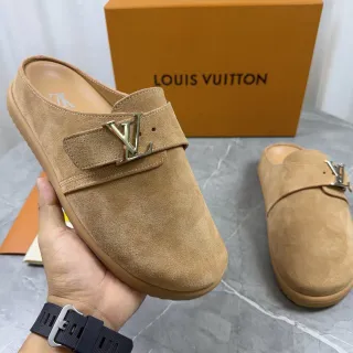 路易威登 棕色麂皮 LV 扣带 乐福鞋